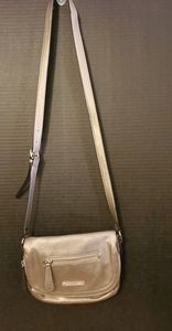 NEW➡️Metallic Nine West Purse